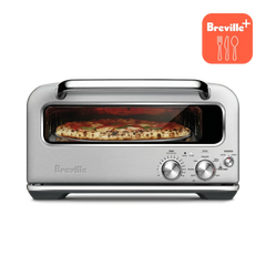 the Smart Oven® Pizzaiolo
